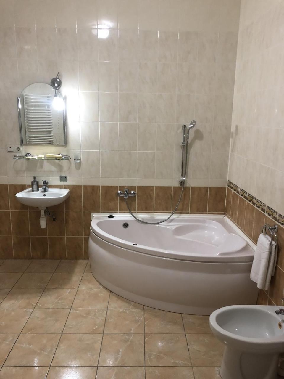 Europe Hotel Brody 外观 照片